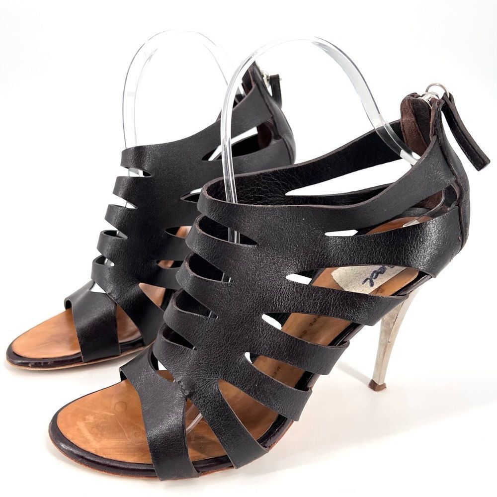 Giuseppe zanotti leather‎ caged metal heel size 9 B bootie Strappy cut out